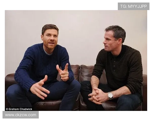 卡拉格称凯恩在拜仁表现堪比梅罗奖杯数低估了他的实力